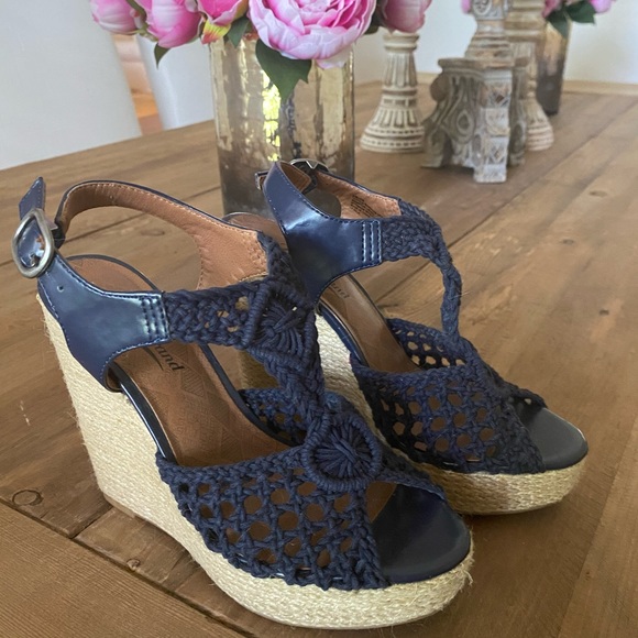 Lucky Brand, Navy blue, espadrille, wedge sandals - Picture 3 of 6